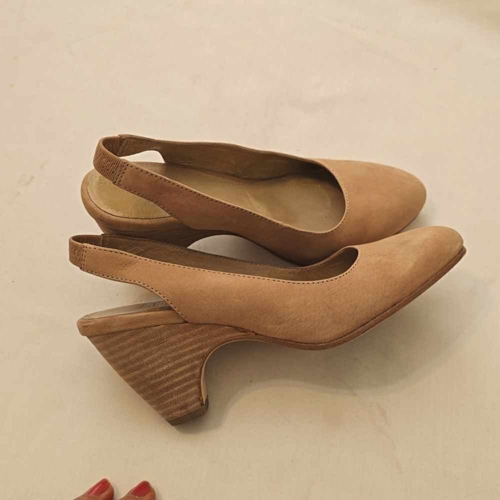 Eileen Fisher Milla Slingback Pump in Latte 6